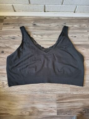 Cacique Dark Gray Seamless Lace-Trim Wireless Bralette Plus Size 28/30